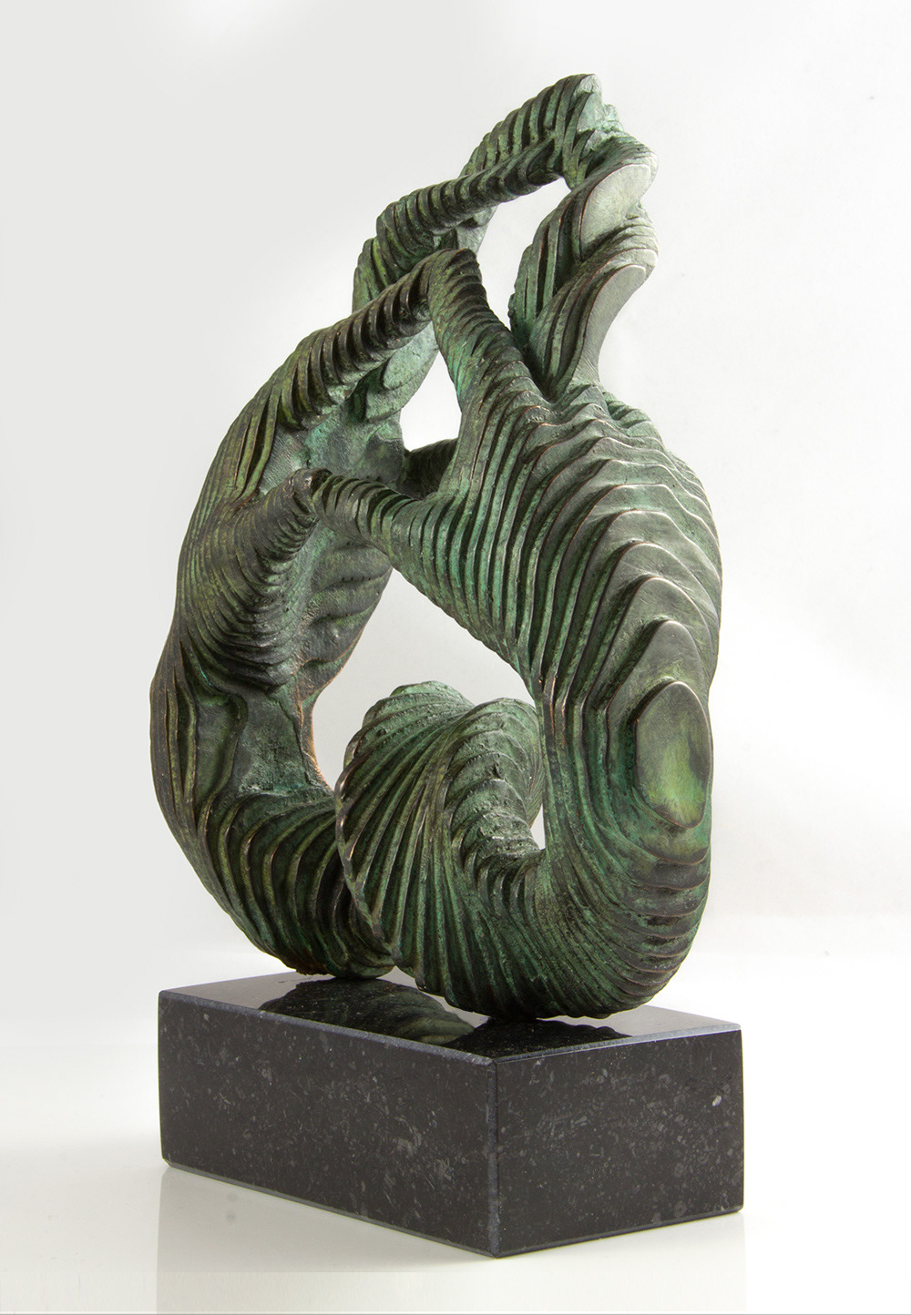  slicing bronze sculpture