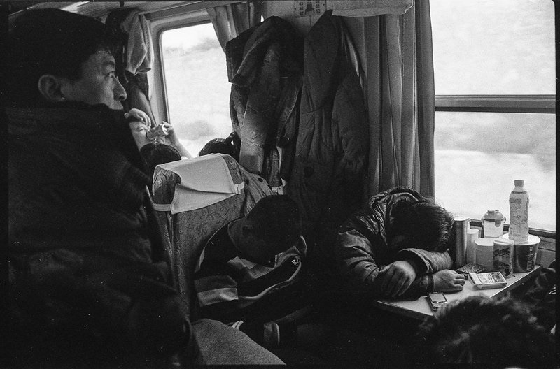 china Transport new year spring festival people Travel trip bw Black&white analog hexar Documentary  live train