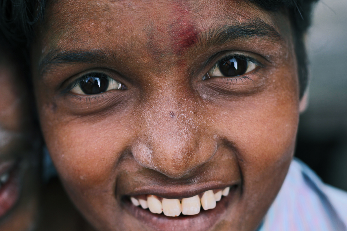 India indian children kids child photo Travel red portrait
