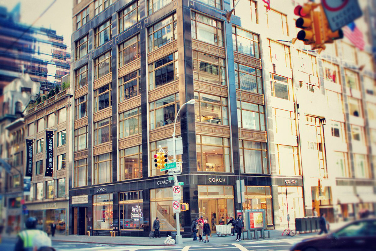 new york city Big Apple Dior chanel Coach Central Park yolevski public library times square plaza hotel chrysler building