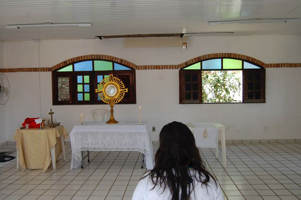 católico Catholic fortaleza ceará Lumen maria jesus Brasil sacramento Hostia adorar retiro