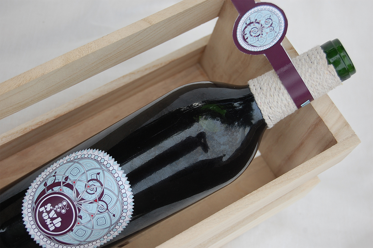wine rosa bottle box grape coaster brochure bottle opener seal stamp envelope business card barrel glass rope