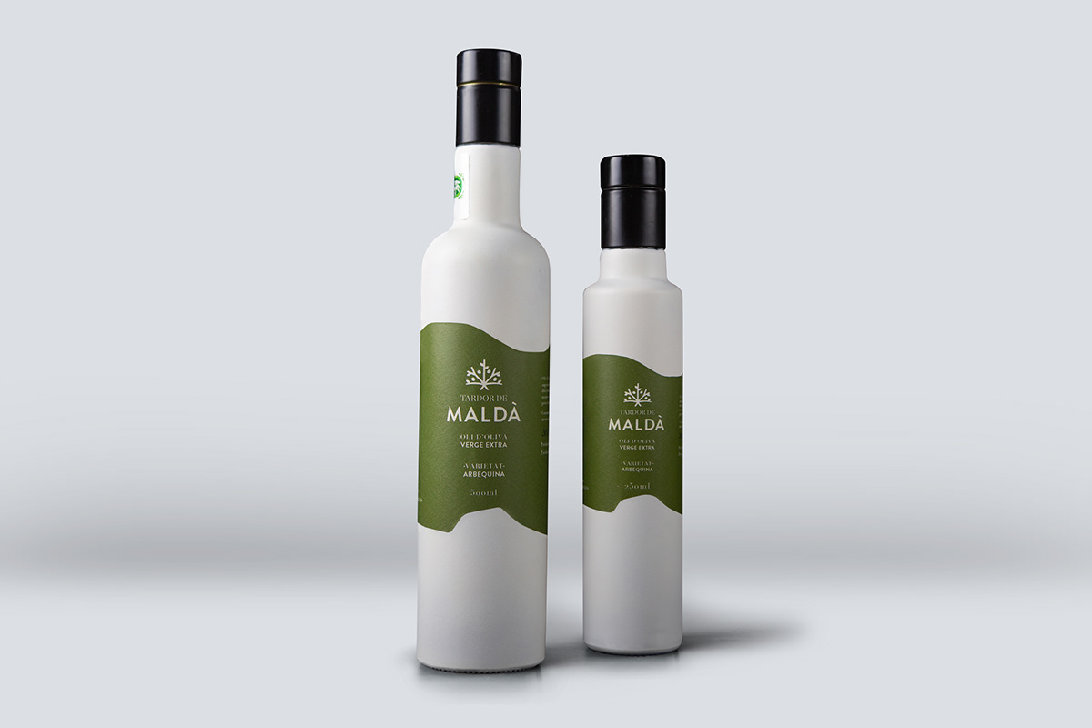 AOVE bottle label design Food Packaging Label label design Olive Oil package design  packaging design product product packaging