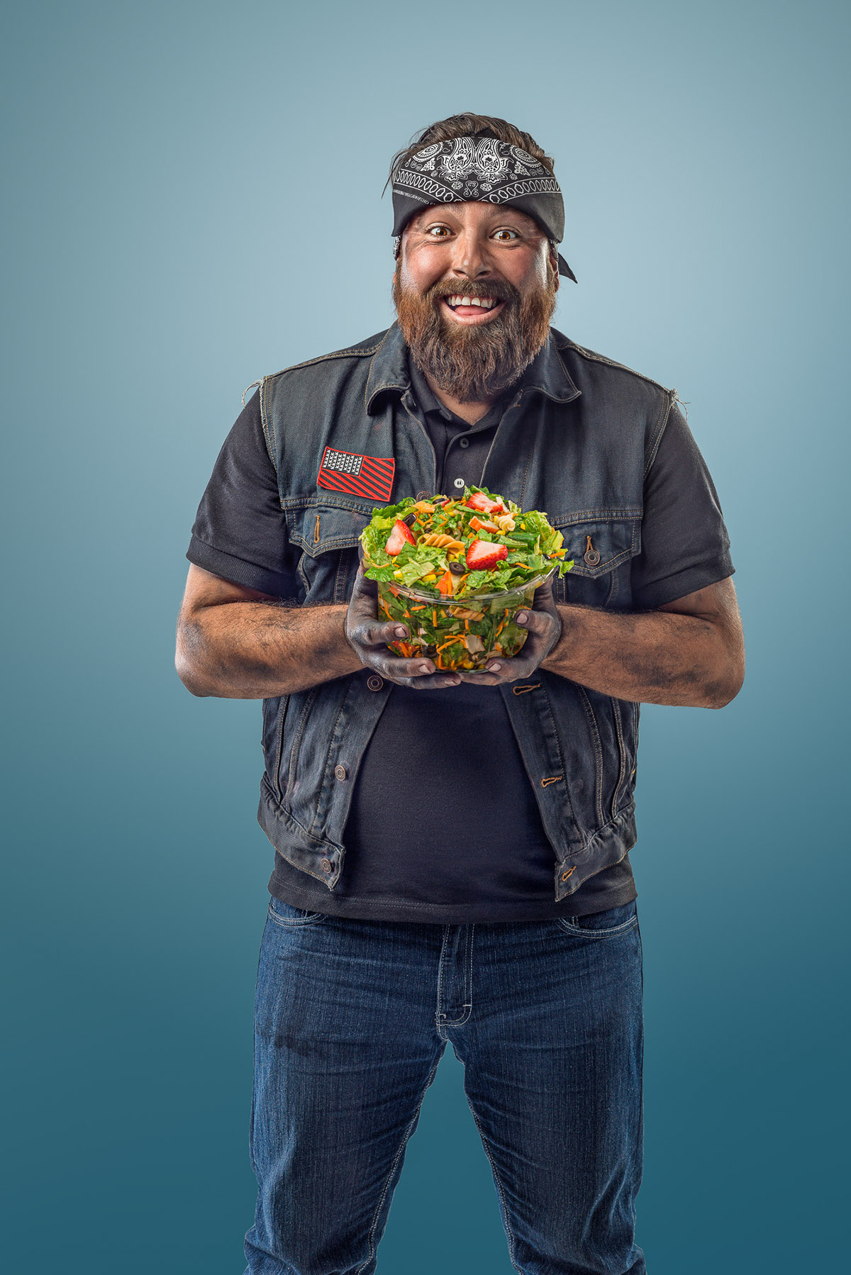 Advertising  Nikon D800 Photography  conceptual portrait Food  retouch salads wings sandwich