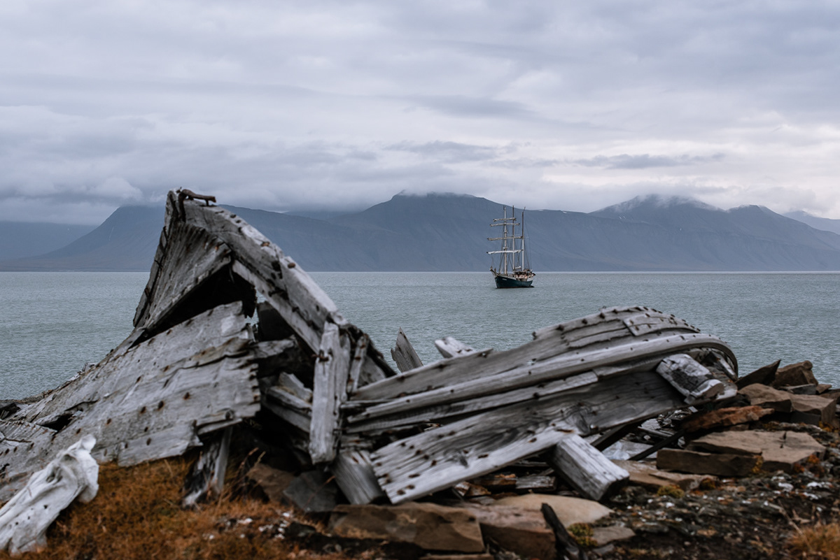 abandoned Svalbard Spitsbergen norway Mining coal Coast ship industrial industry