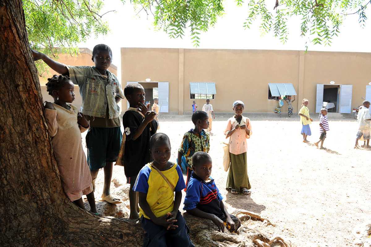afrique ouagadougou Koudougou projet humanitaire jeunes en insertion femmes leaders école de Palogo échanges lettres femme fistules basket citoyen