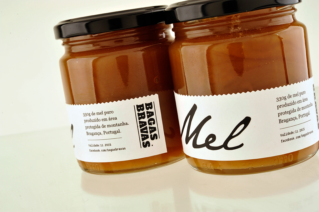 farwest sweet honey walnut hive bee beekeeping honeybee Label labeling walnuts