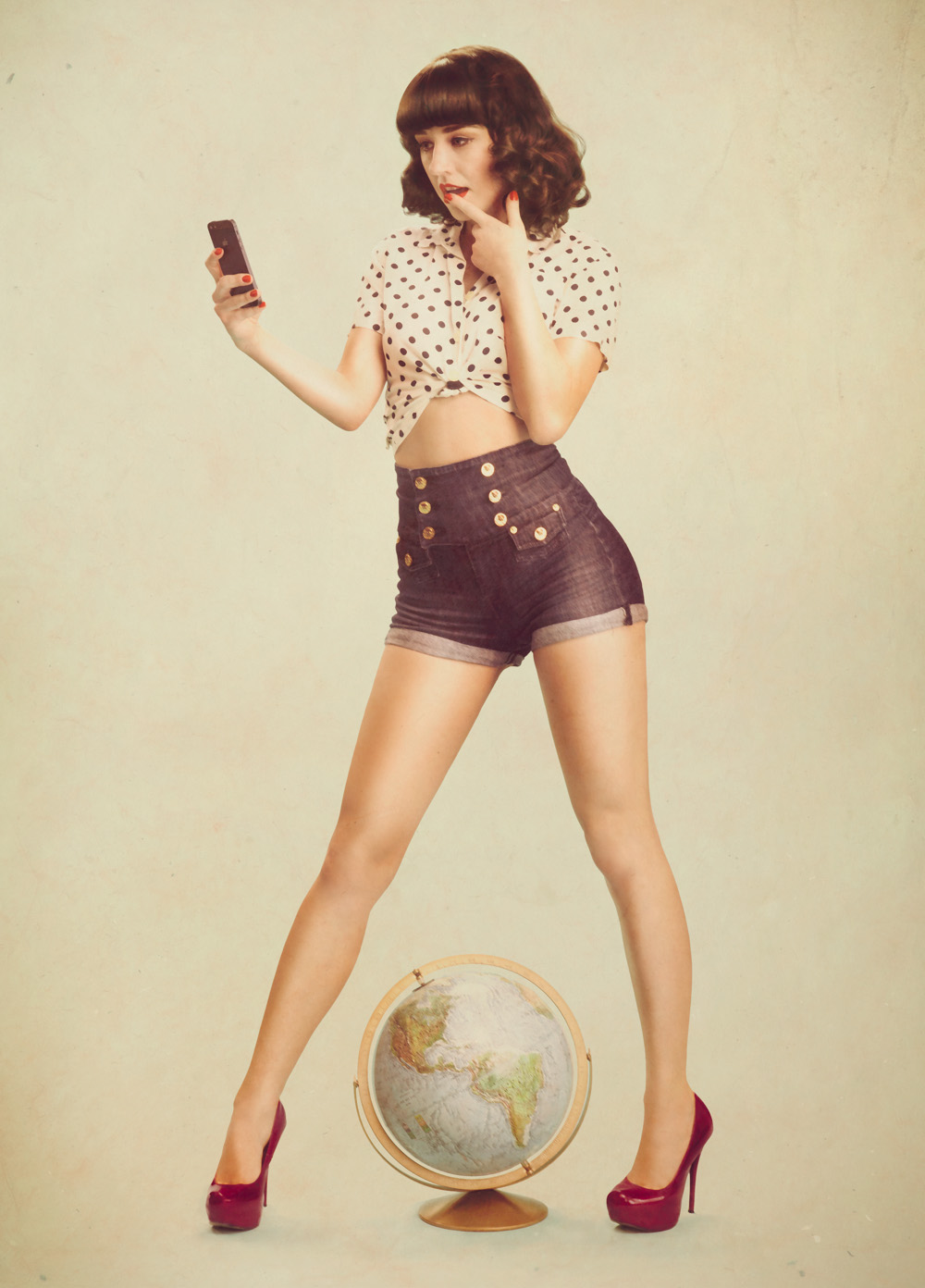 pinup Technology vintage iphone