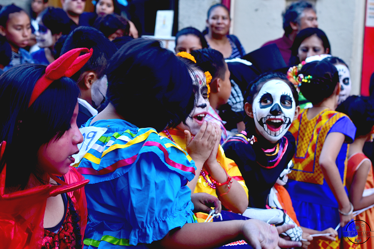 Dia De Muertos muertos catrina pintura MAQUILLAJE ARTÍSTICO maquillaje oaxaca mexico Fotografia Diseños artistico MAQUILLAJE ARTÍSTICO disfraz niños