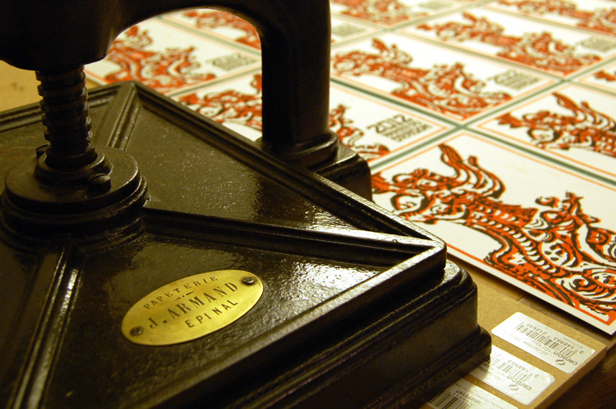 linocut printmaking dragon greeting card china screw press 