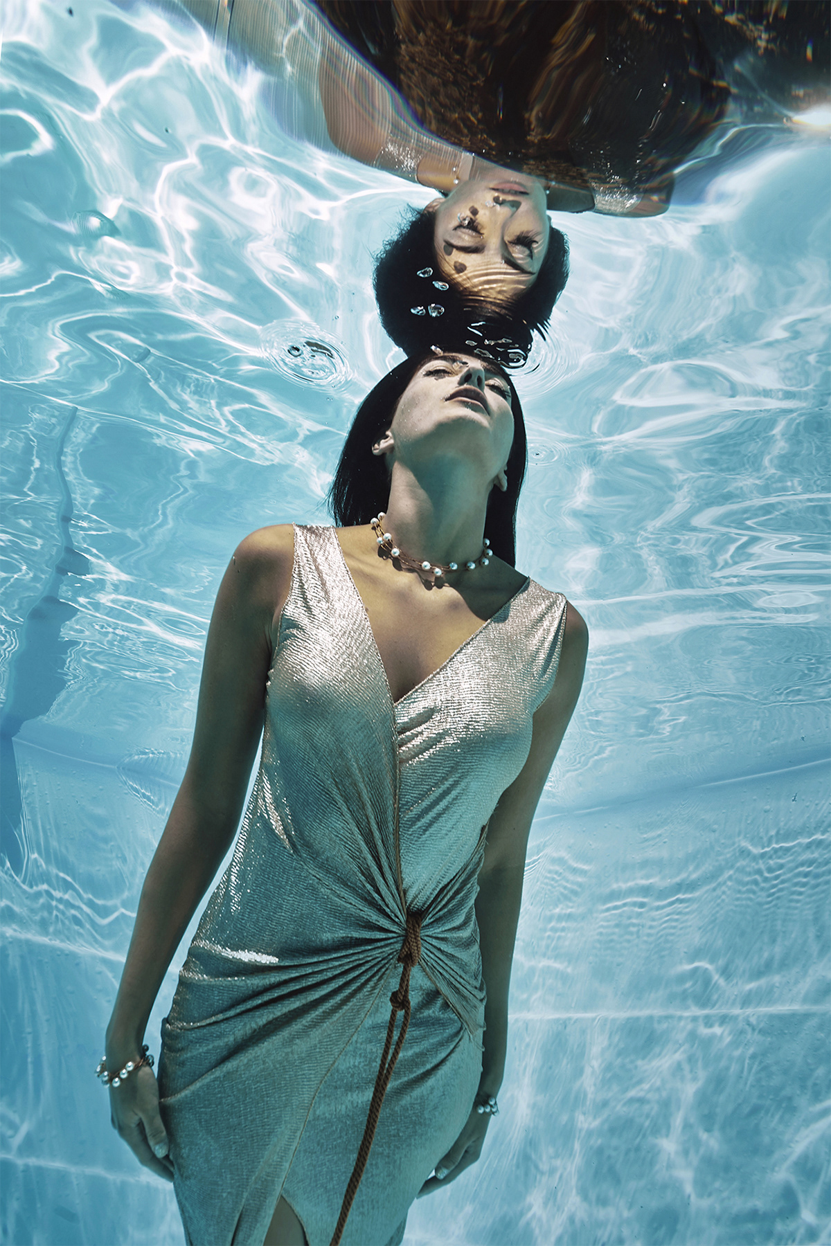 fashion photography PHOTO PRODUCTION underwater