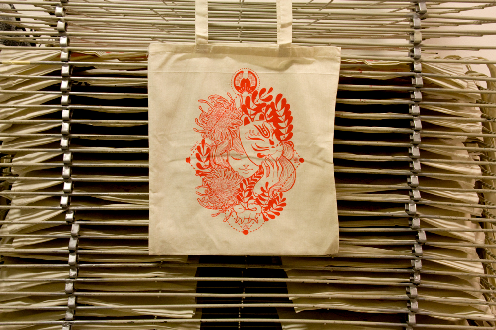 screenprint screen printed bags bags Shopper tengu kitsune japanese folklore japan anime kitsune mask Tengu mask Hipster geometrical design Japanese design demone volpe