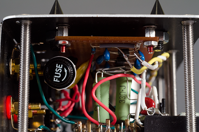 Audio audiophile Electrostatic amplifier energizer headphone voltage