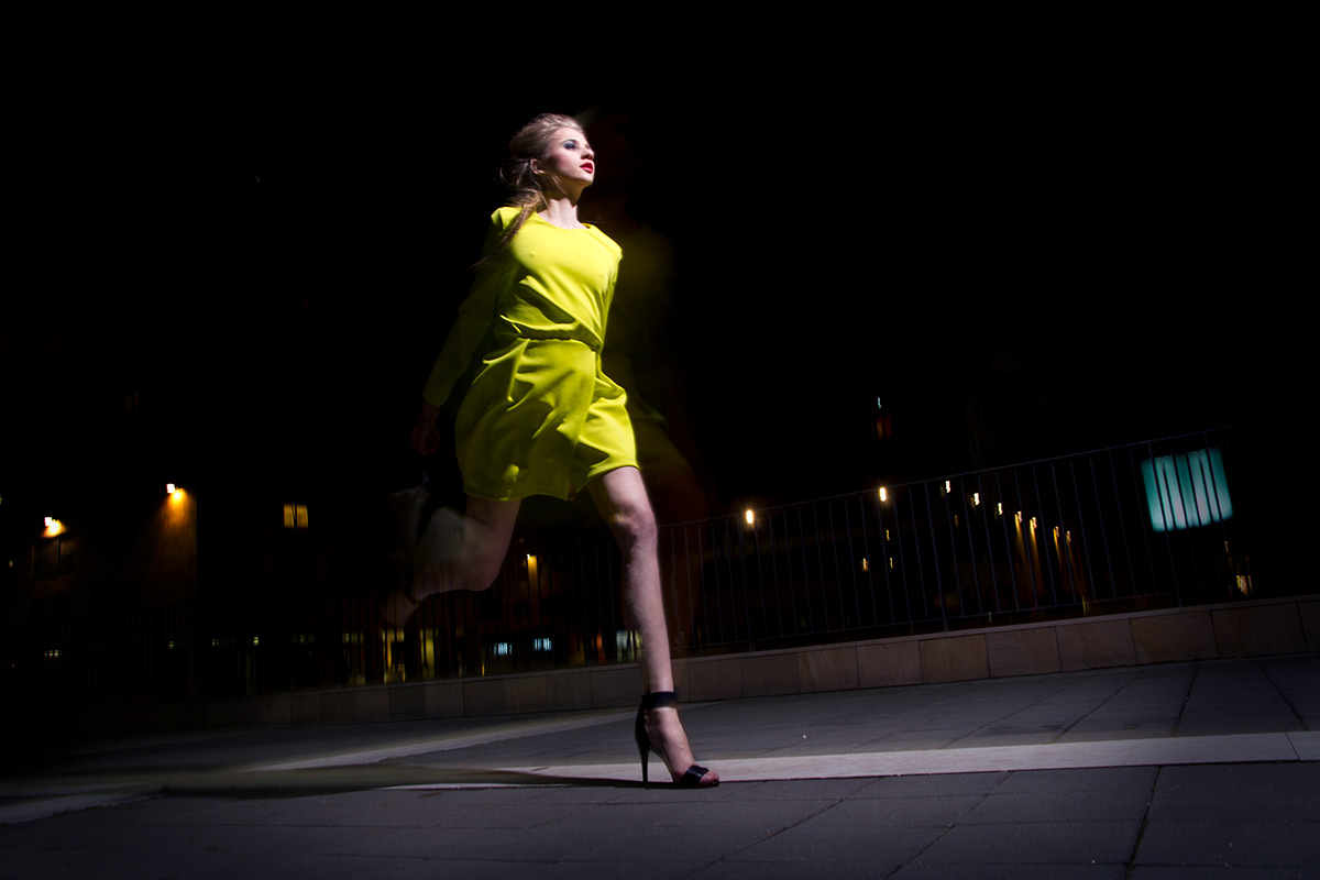 Street night milan light model blonde Bicocca beauty colours fluorescent Ps25Under25