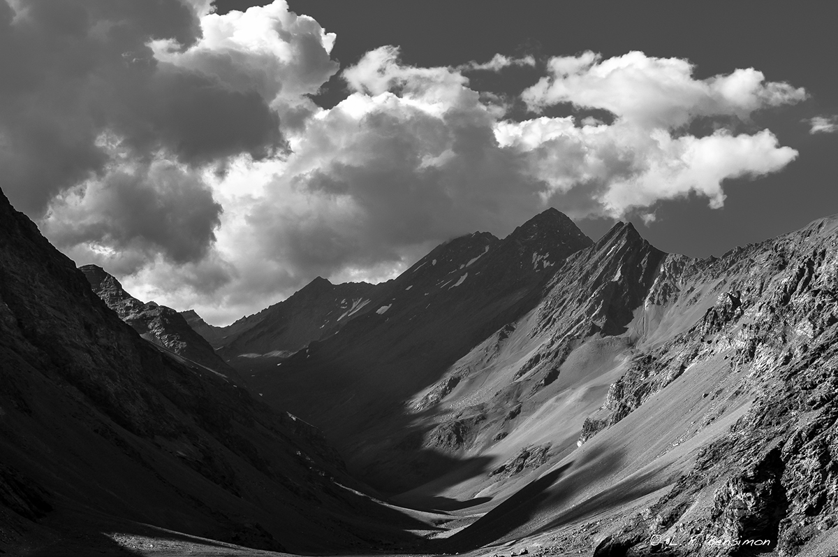 black and white Landscape chile Andes mountains mountaineering negro y blanco noire et blanc landscape photography pablo neruda
