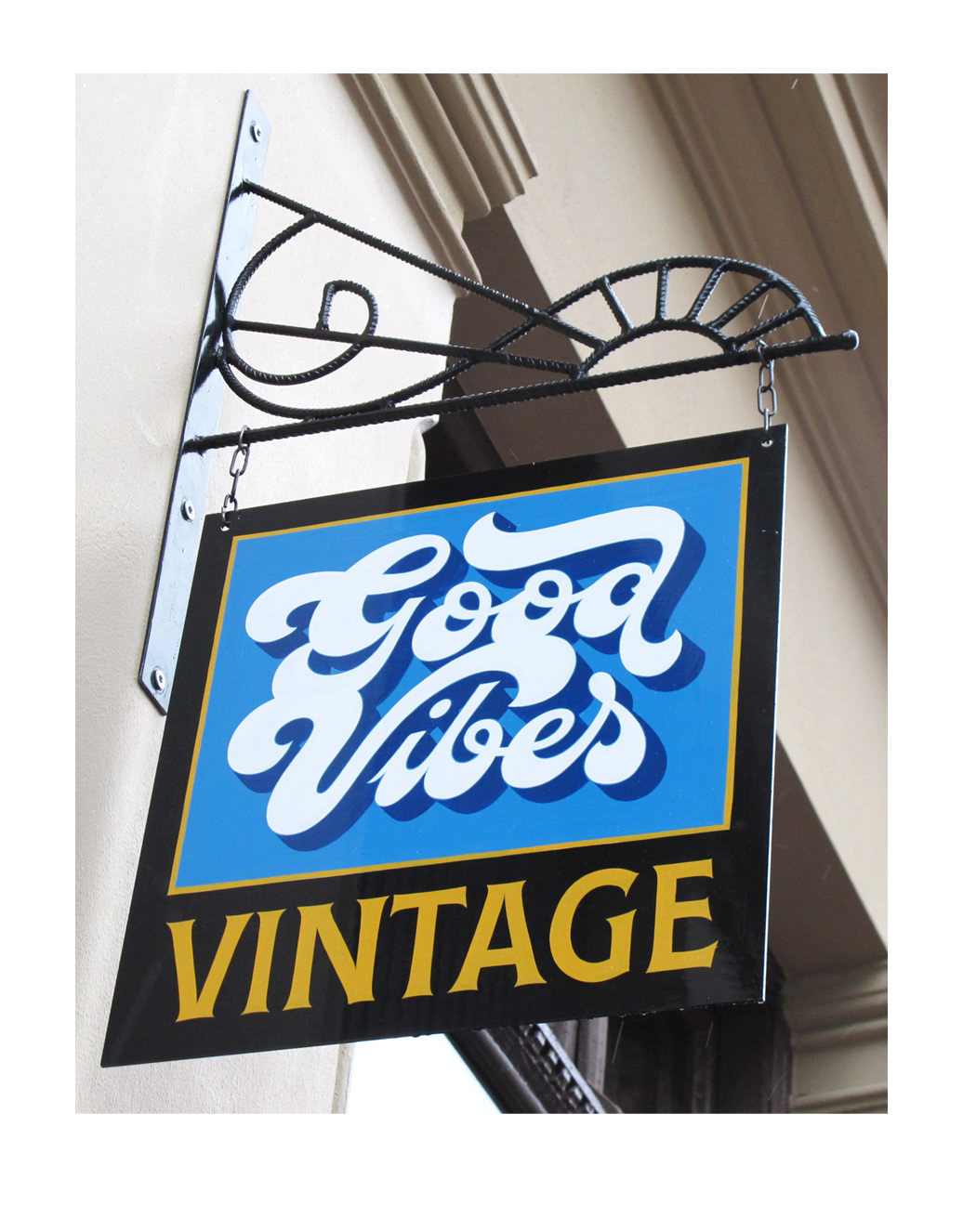 Handlettering signpainting sign painting vintage Clothing frisso   carl fredrik angell Good Vibes Vintage line of beauty universal beauty