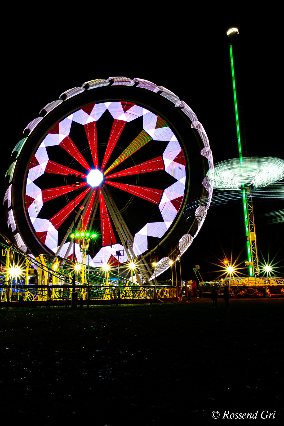 Ferris Wheel Nikon photoshop lightroom night Street movement raw color