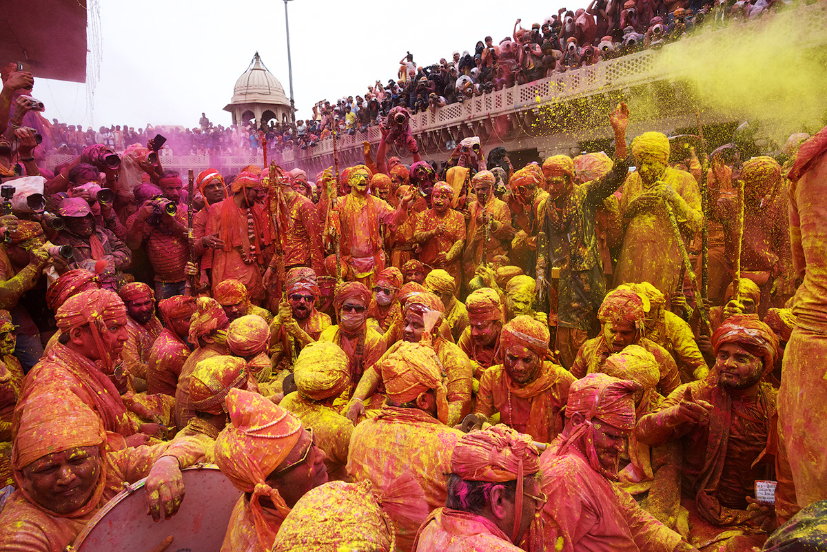 Adobe Portfolio colour festival holi India Travel krishna mathura Nandgaon temple