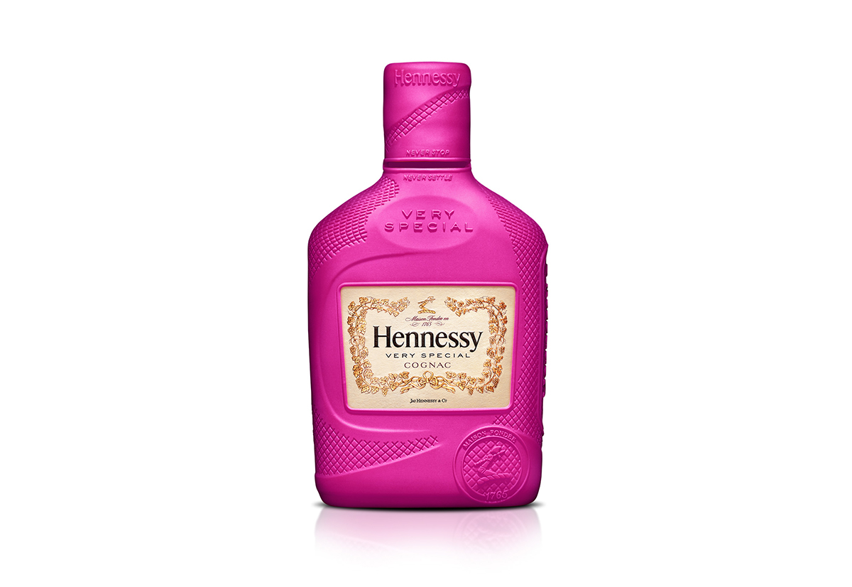 hennessy LVMH Cognac flask sleeve skin visualid  pos