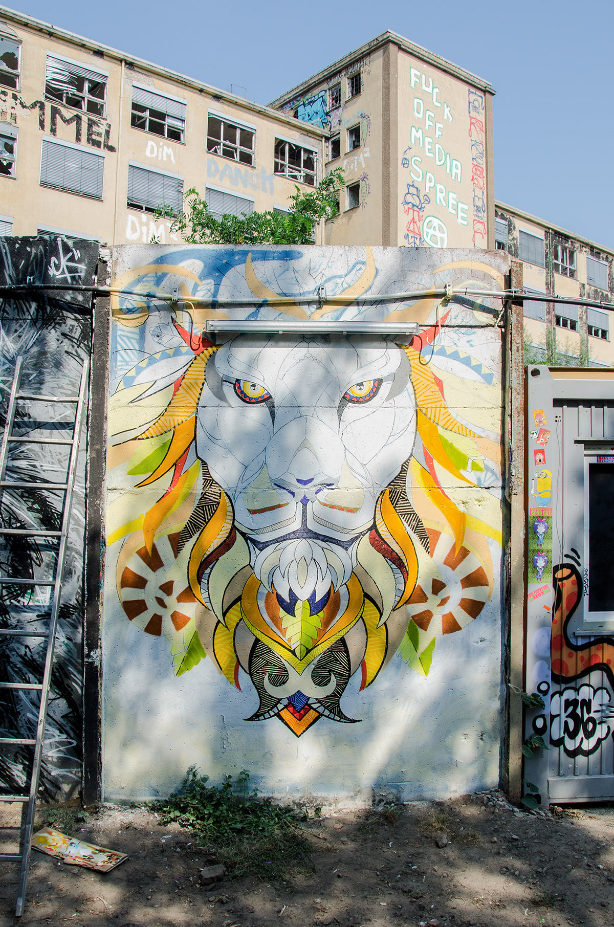 Adobe Portfolio lion Mural Yaam berlin wall hatching Montana aerosol cans reggae