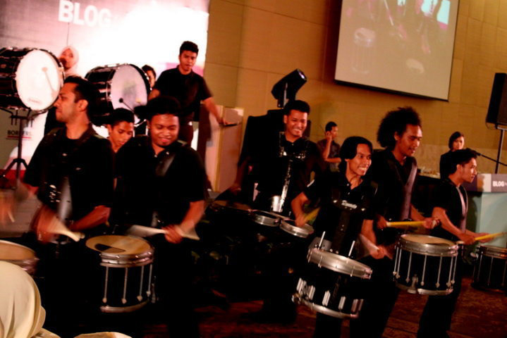 drumline Vic Firth Evans marching band band Performance Show KLDC malaysia kuala lumpur corps drum corps KLWMBC MWMBC Competition Bukit Bintang Boon Watta Na High School