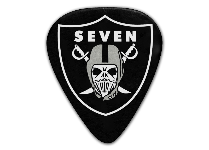 seven Guitar Pick mark skull slipknot