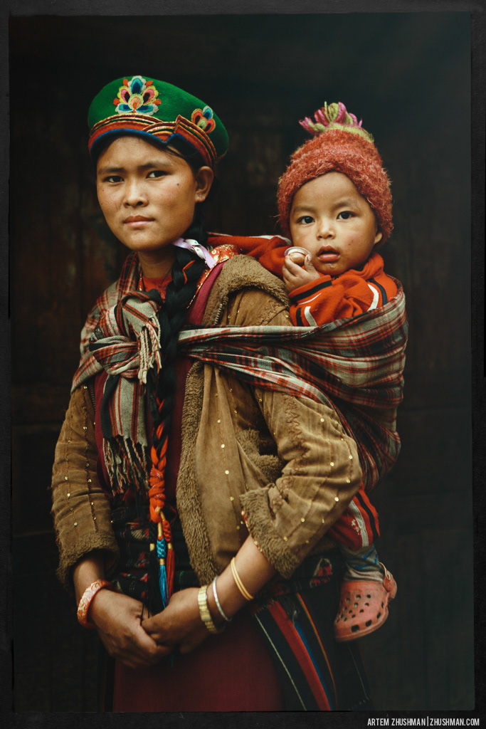 nepal Travel portraits people culture Tamang zhushman traditional langtang