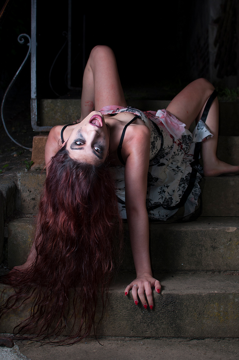ring horror movie girl creepy psycho redhair Outdoor photoshop mz-photographic