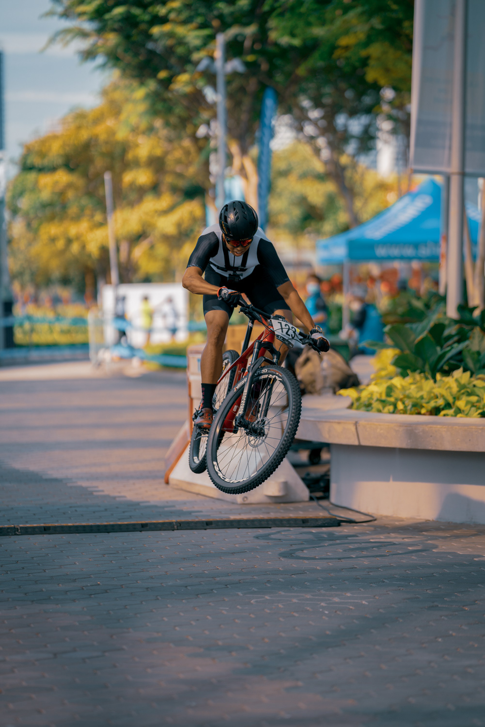 cross country Cycling mountain bike singapore singapore cycling sports photography Urban Race
