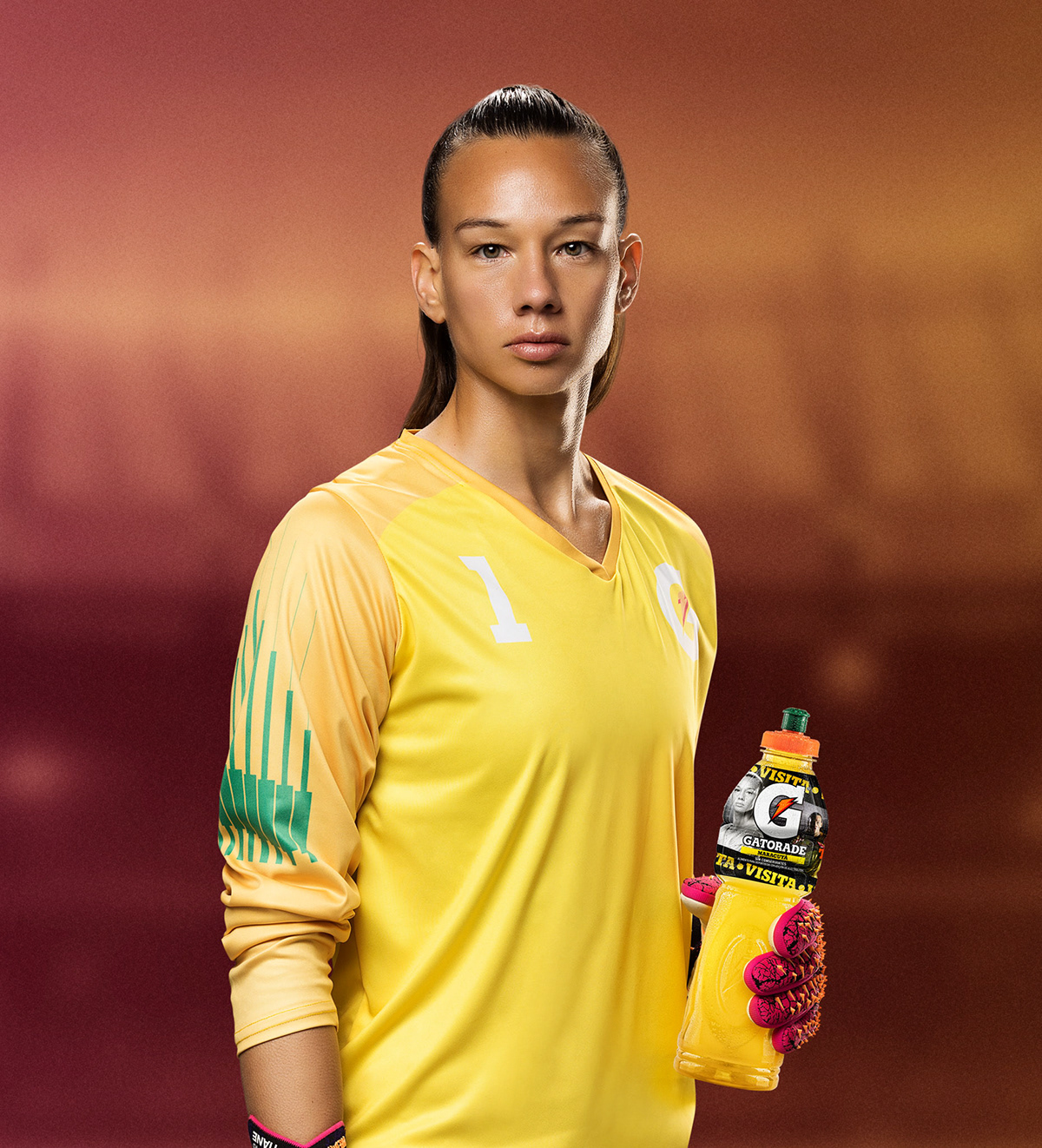 Advertising  chile gatorade photographer photoshoot publicidad retouch soccer tiane endler woman