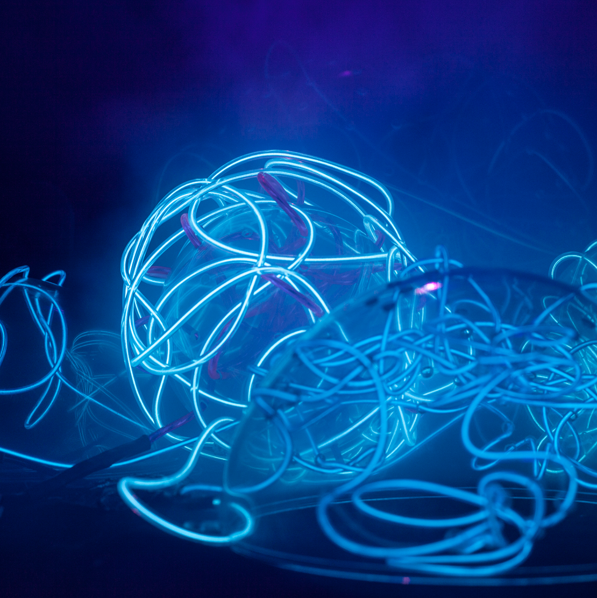 Lumi electroluminescent EL wire interactive light and sound ROBBIE ANSON DUNCAN rad marine inspired Sound responsive