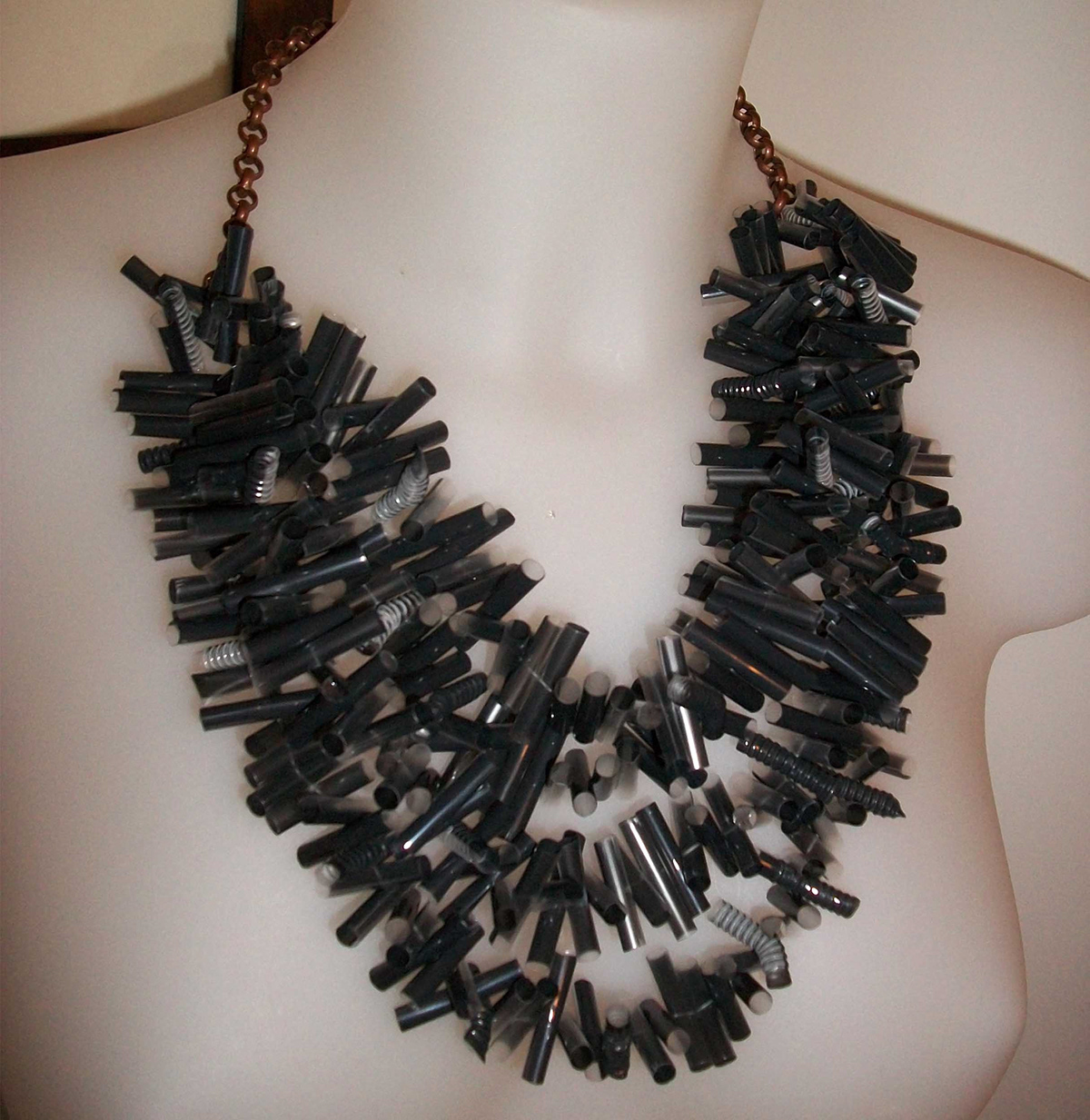 straw plastic eco design recycling accessories fashion Accessories eco fashion cannucce pajillas Pitillos necklaces