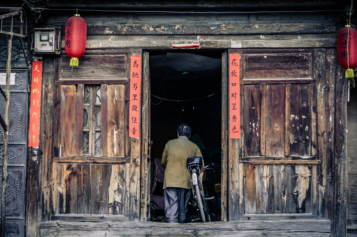 china Travel contryside Marina Wang dali shangrila Yunnan Sichuan