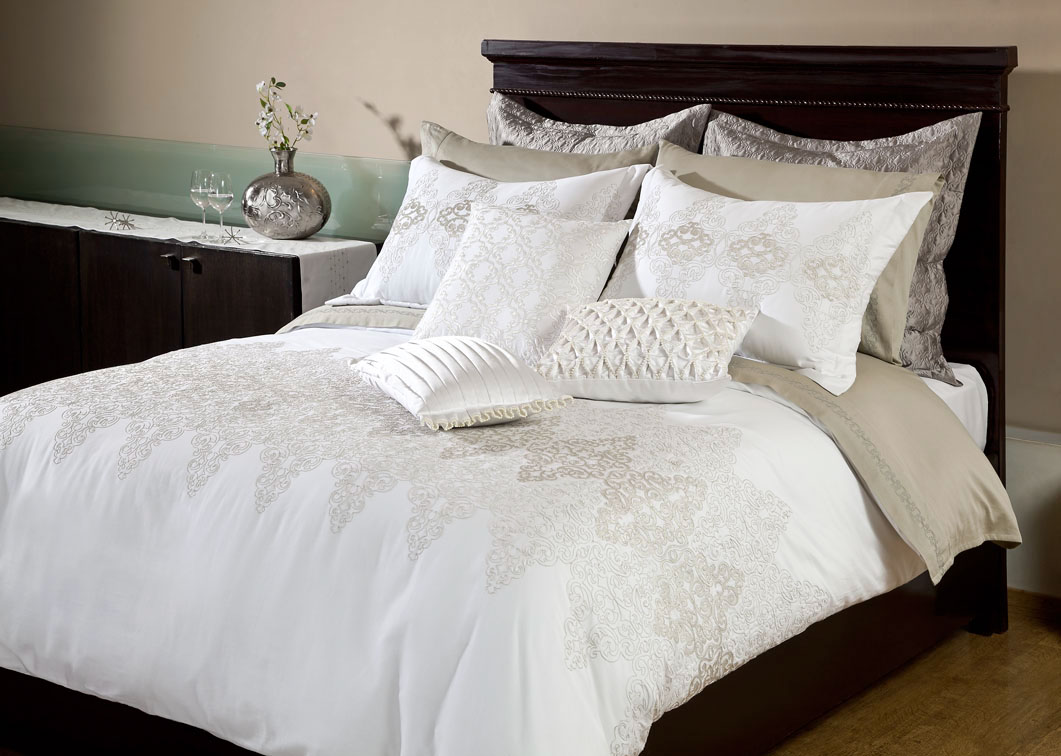 bed linen cusions luxury Embroidery