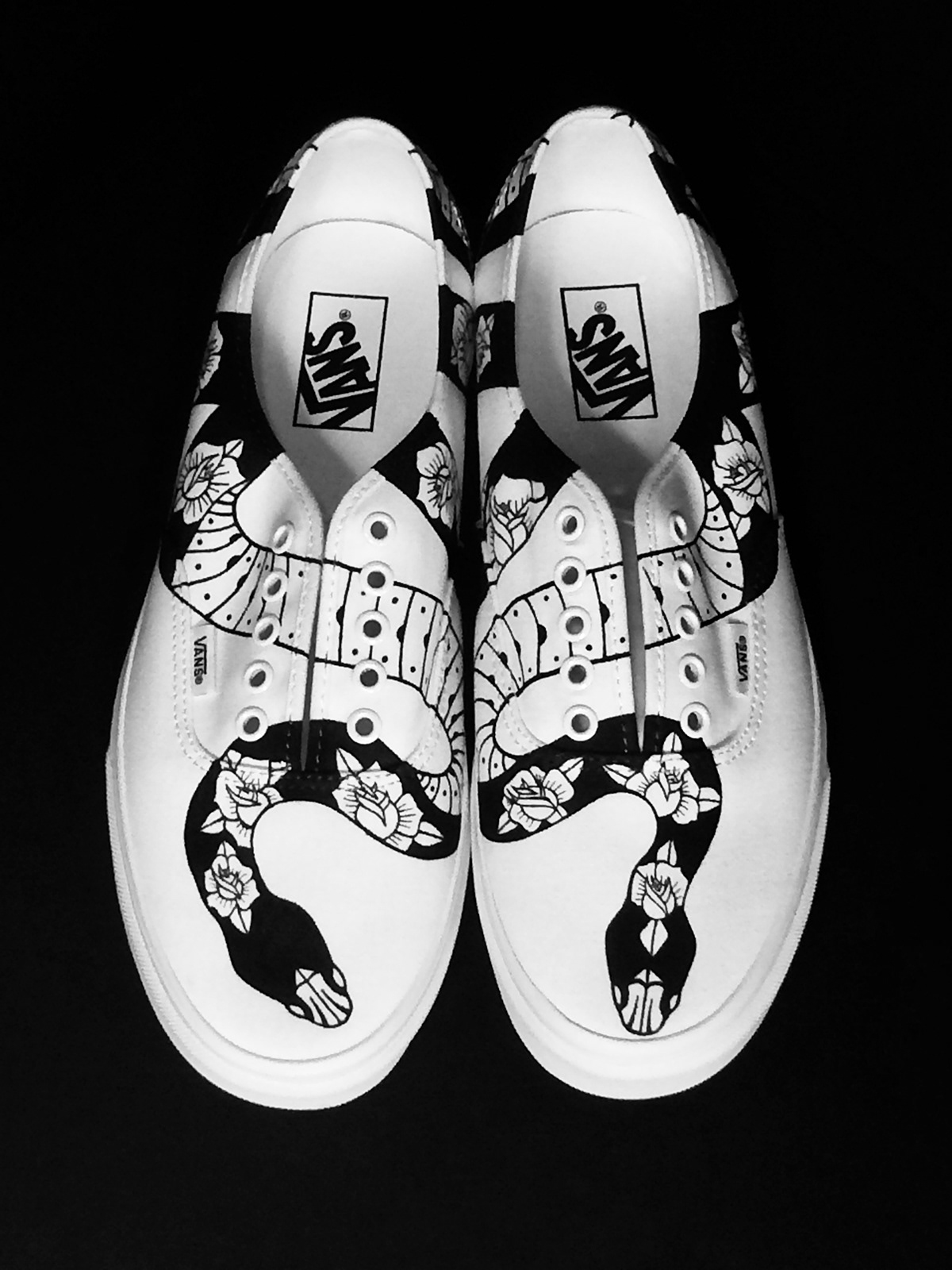 Custom Drawing  Fashion  ILLUSTRATION  product rose shoes snake Vans
