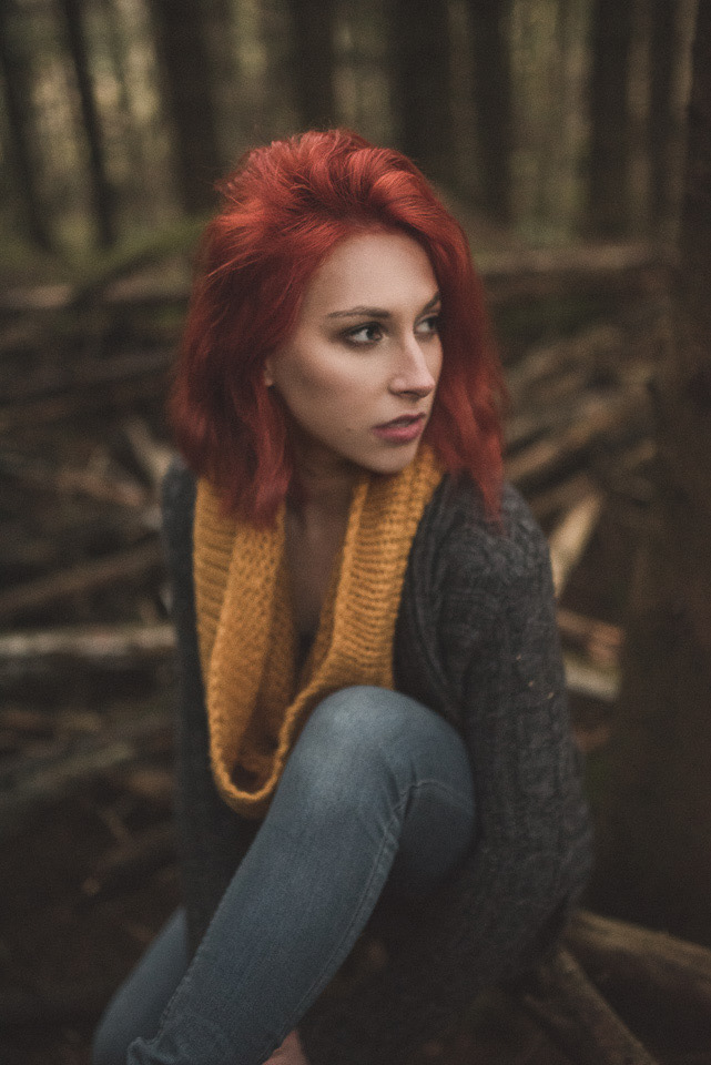portrait model woods forest lifestyle vsco beauty red hair