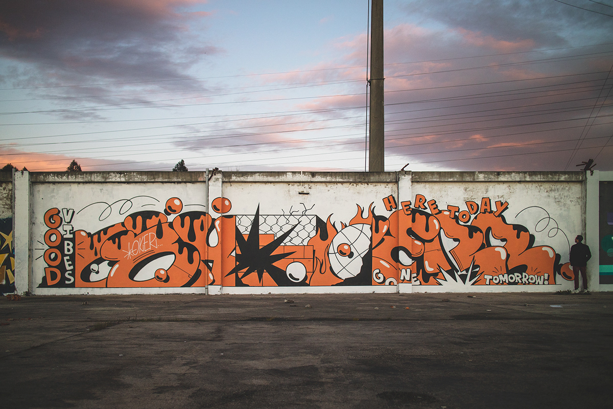 Big Wall fresh Graffiti letters Oker orange paint Street Art 