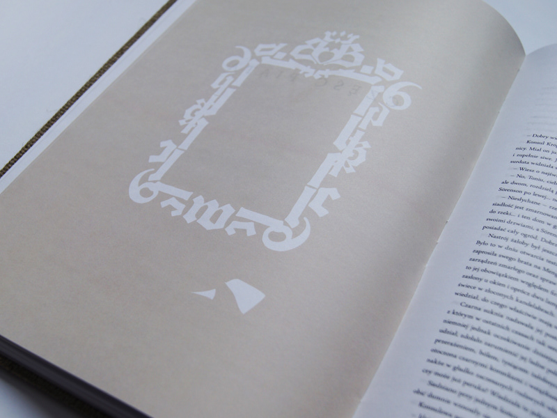 book typographic illustrations crest Layout