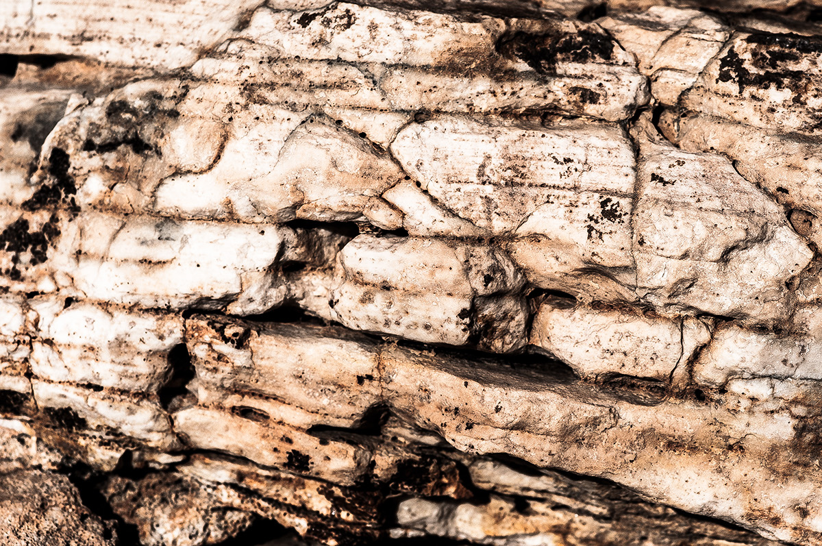cloe-up close up macro zoom texture rocks boat colour contract vivid blackandwhite Patterns Cracks old rust