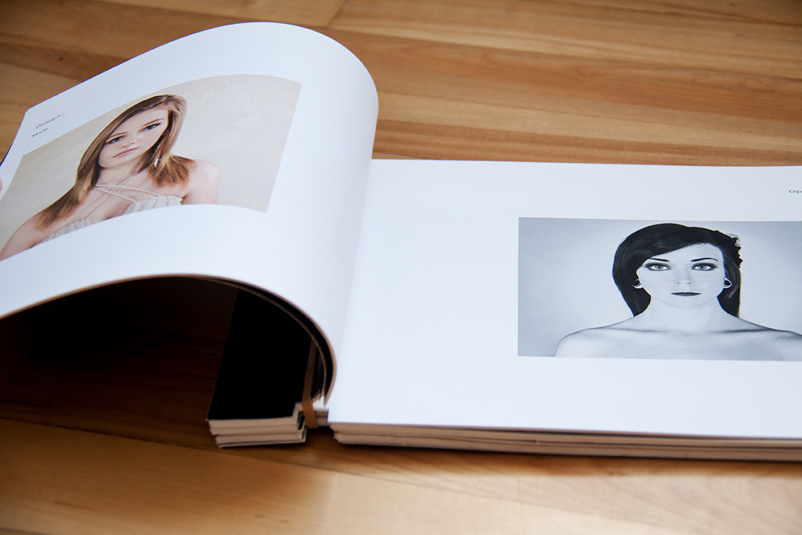 design autopromotion book Self-branding geometric Minimalism triangle Photographie