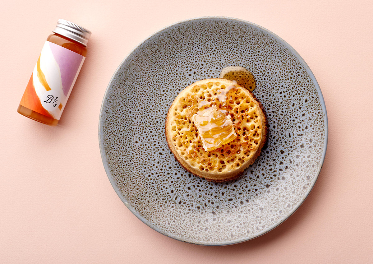 Packaging Food  honey labels art honeycomb Pollen Photography  design branding 