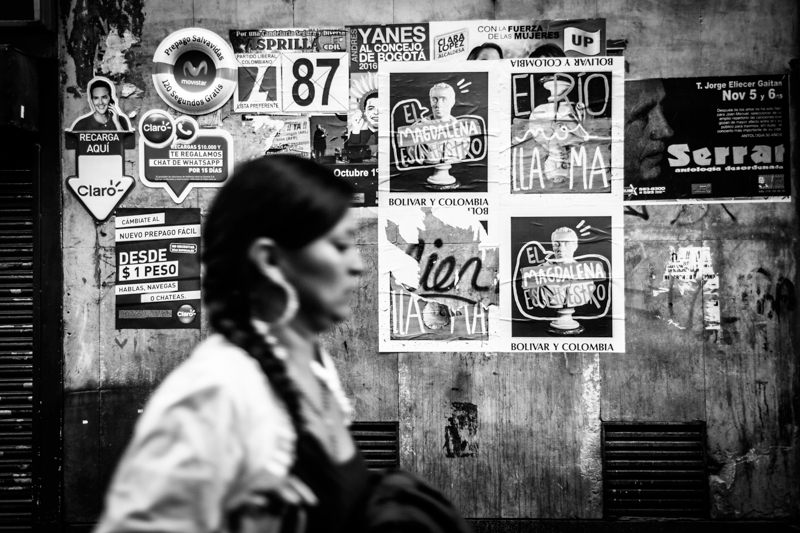 afiche poster intervention Intervención urbana bogota colombia pegatinas streetart Urbanart wall