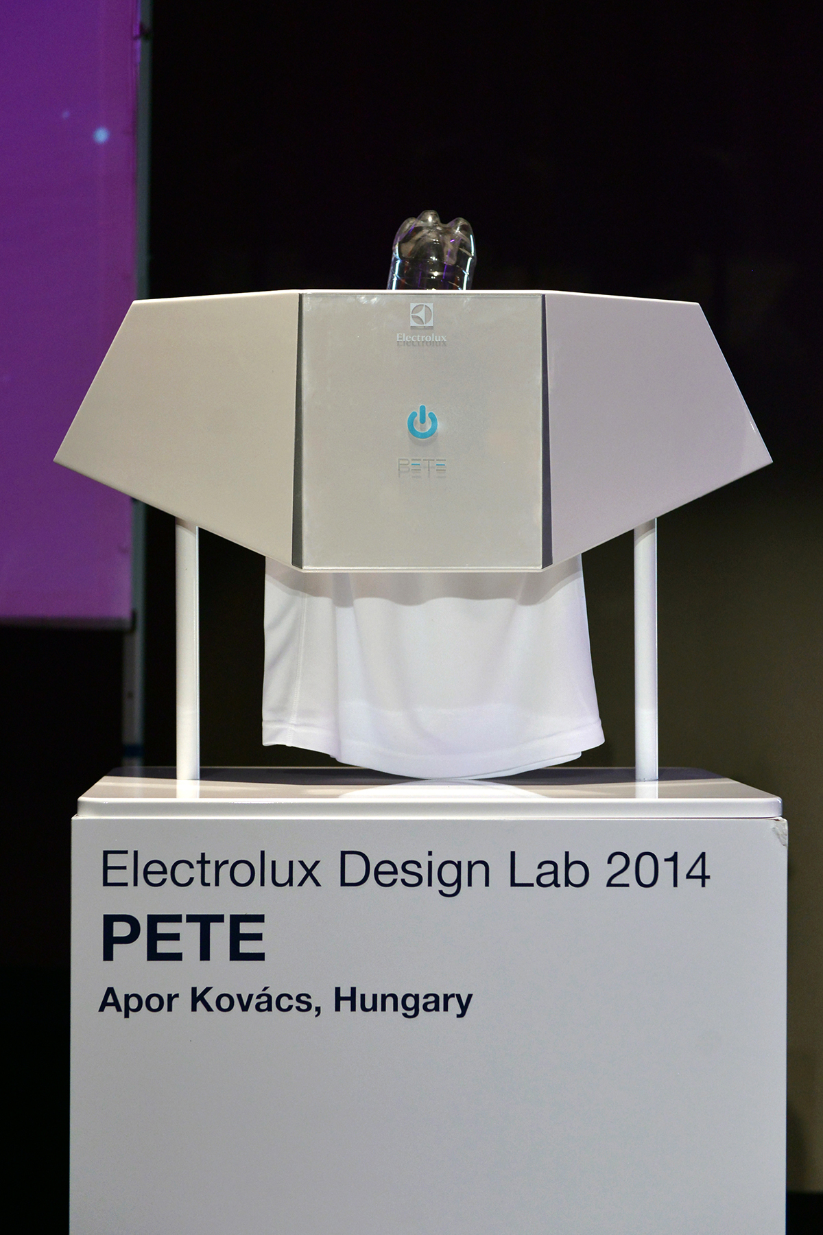 electrolux design lab pete contest electrolux 2014 cloth Pet bottle concept k.apor hunap Kovacs Apor Apor top 100 fabric care
