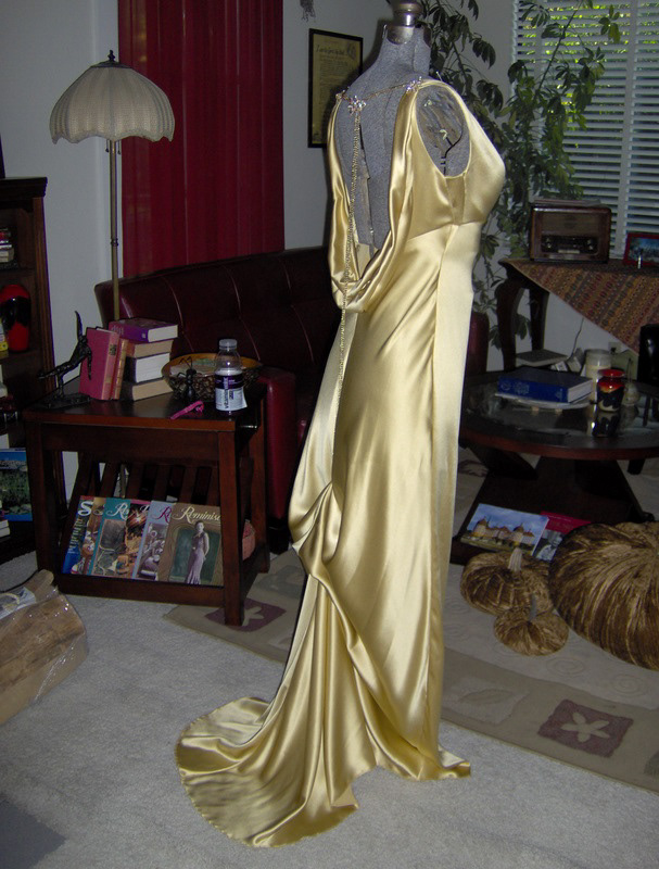 custom design gowns fabric creation pattern making sewing classes alterations sample garments