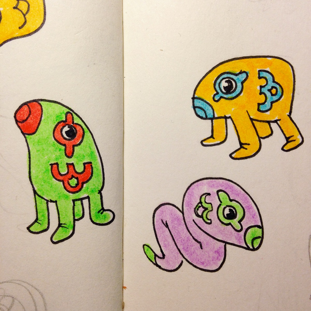 sketchbook ILLUSTRATION  monsters Drawing  moleskine creature design
