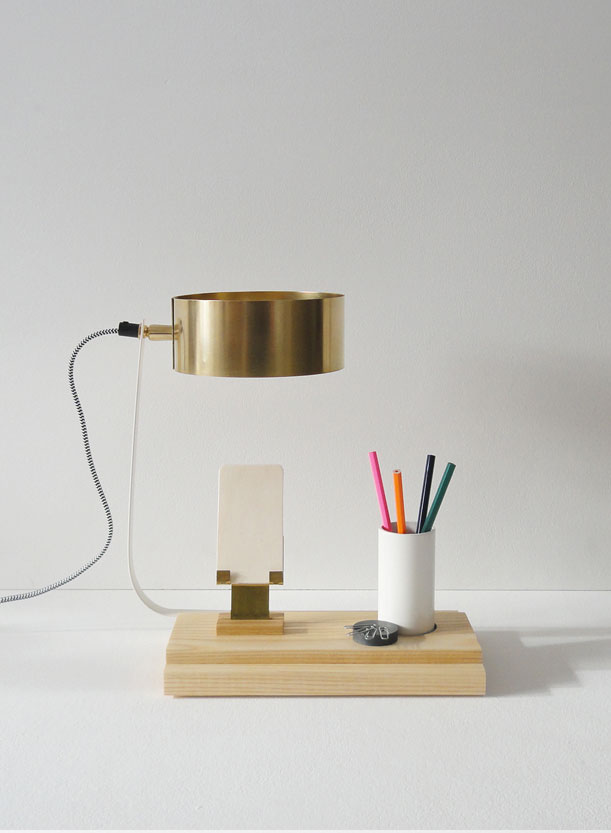 Lamp desklamp  office  light  design oak  blue steel  craftmanschip  simple  minimalistic  functional  special