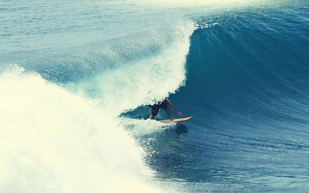 Surf  surfcamp surfhouse bali indonesia  quicksilver microsite Website digital online Promotion