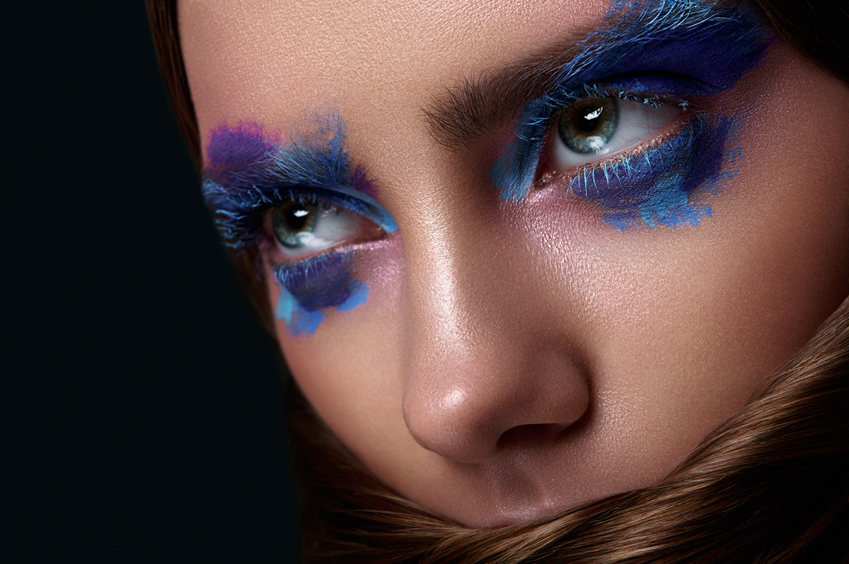 retouch retoucher postproduction beauty portrait lips eyes hair makeup model photographer skin perfect blue