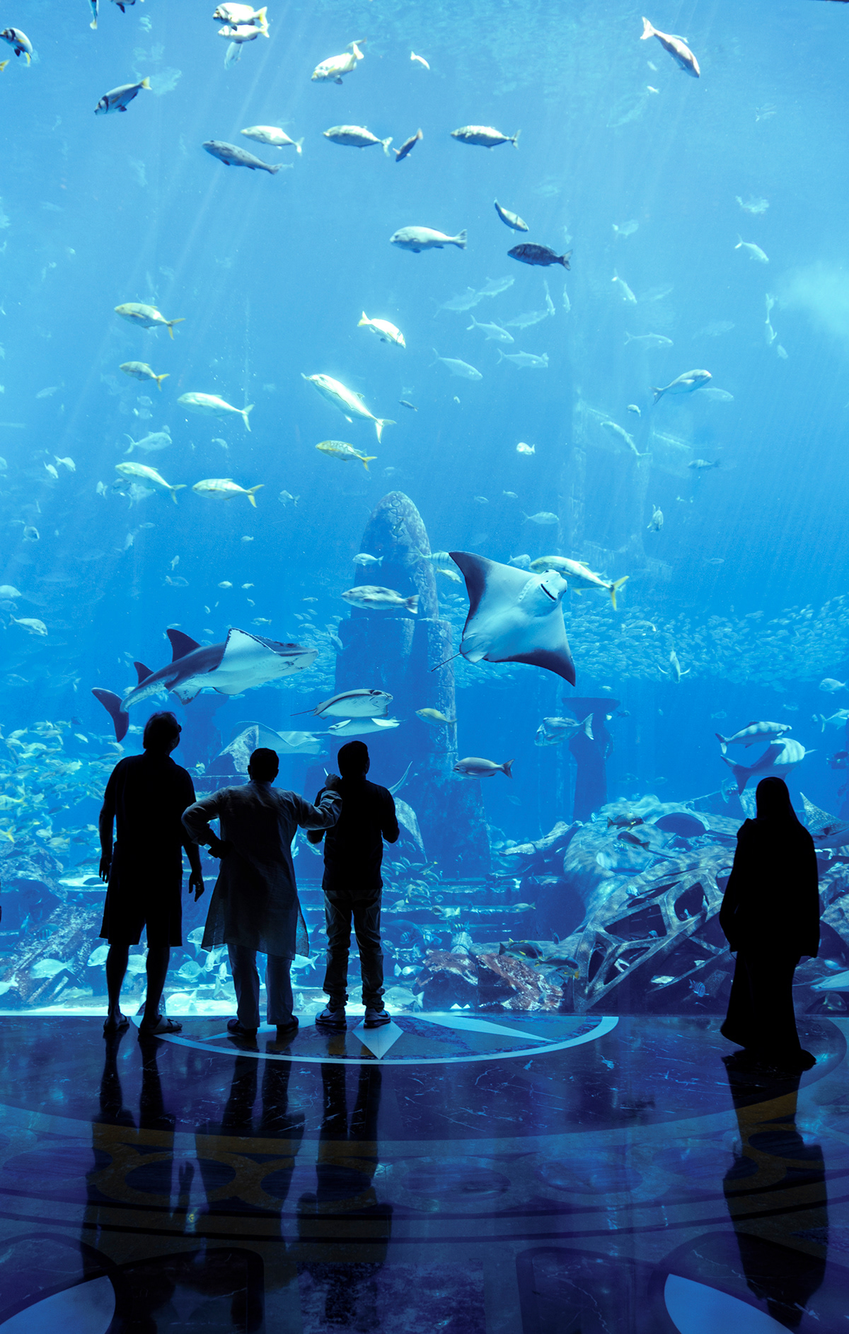 dubai emirates arabic arabian trip two days skyfall aquarium italia lanzafami
