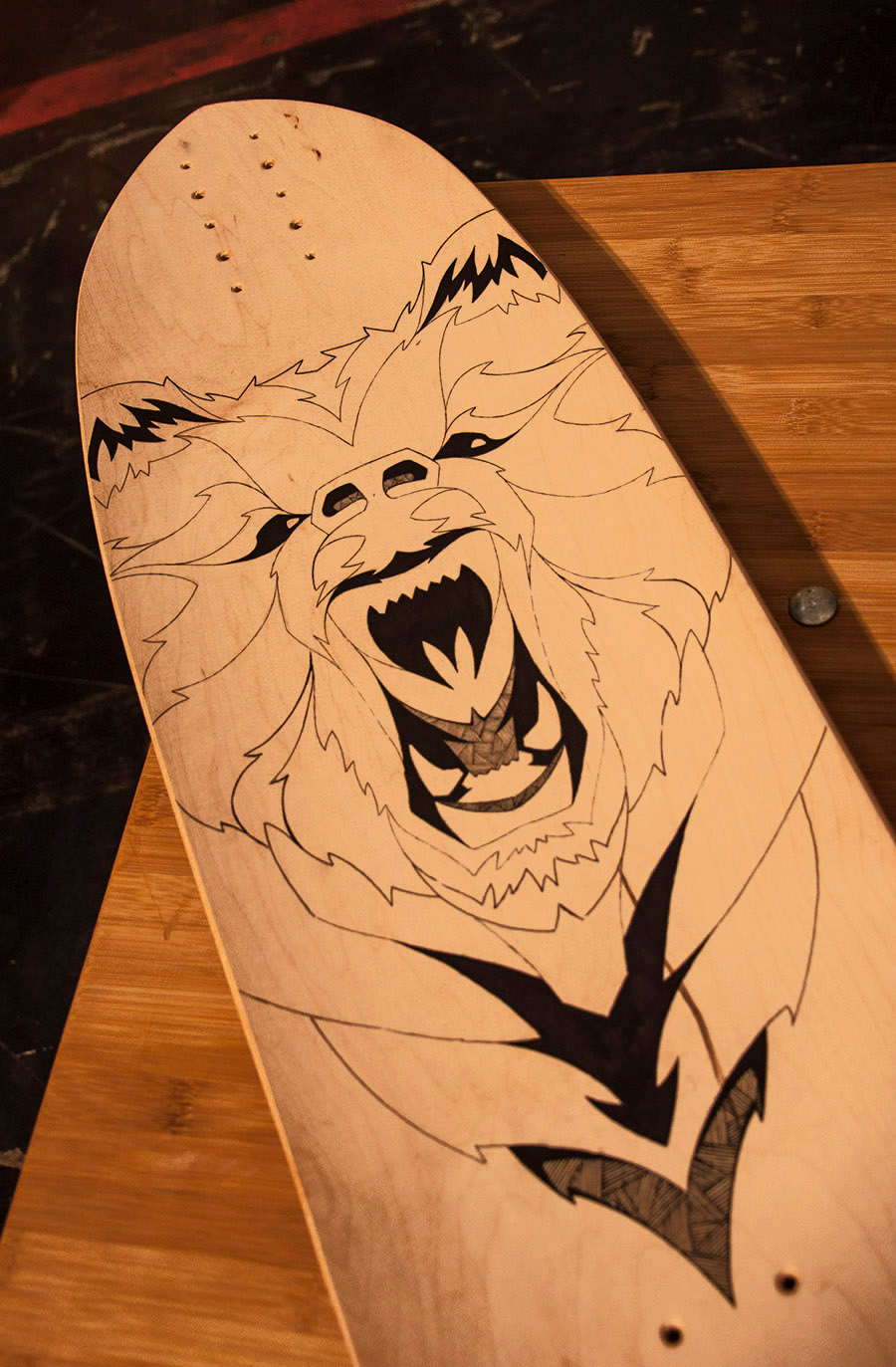 skateboards Longboards eagle bear wolf shark live painting animals Urban crosshatching